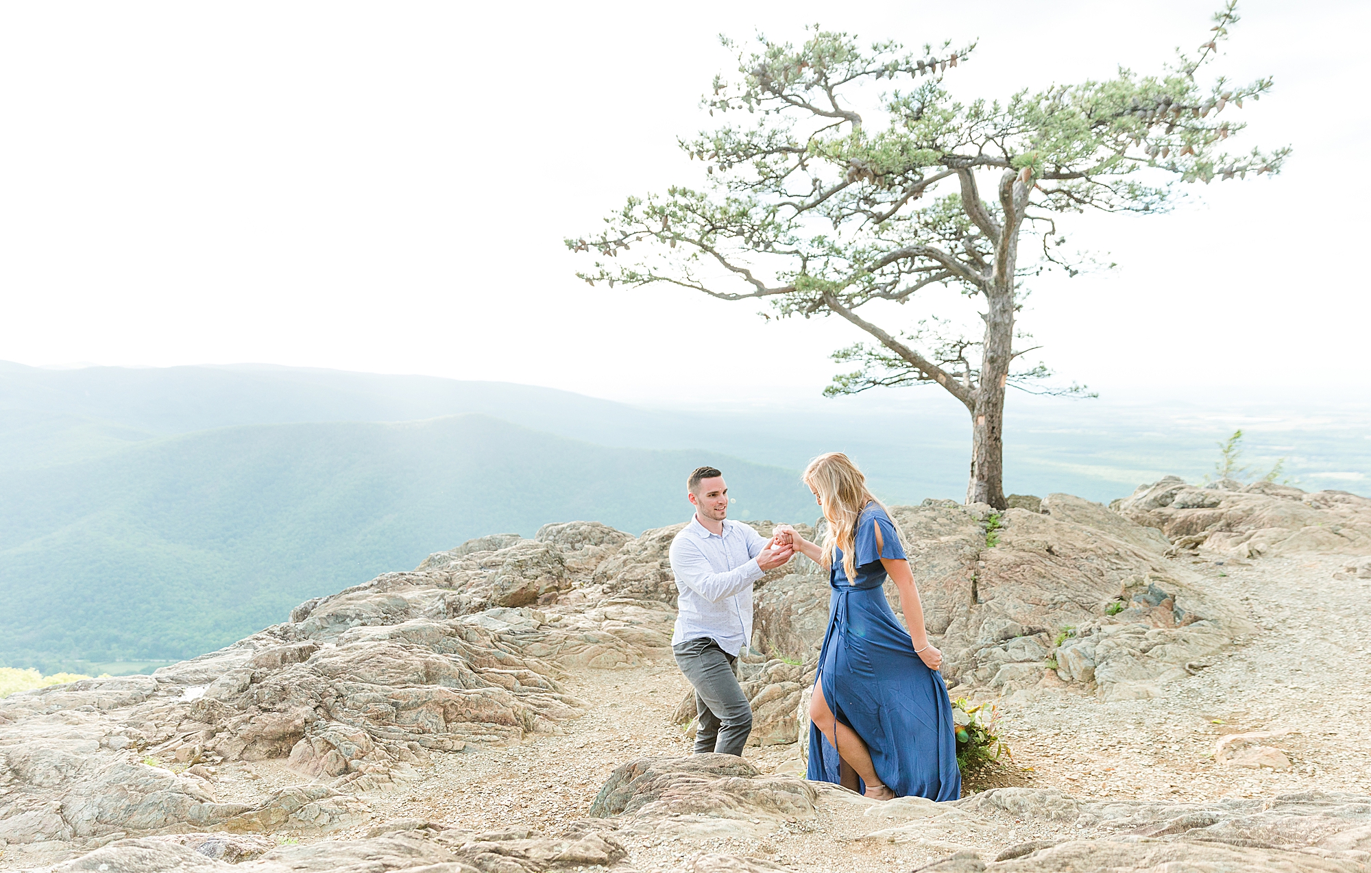 Couple walking at Ravens Roost Overlook