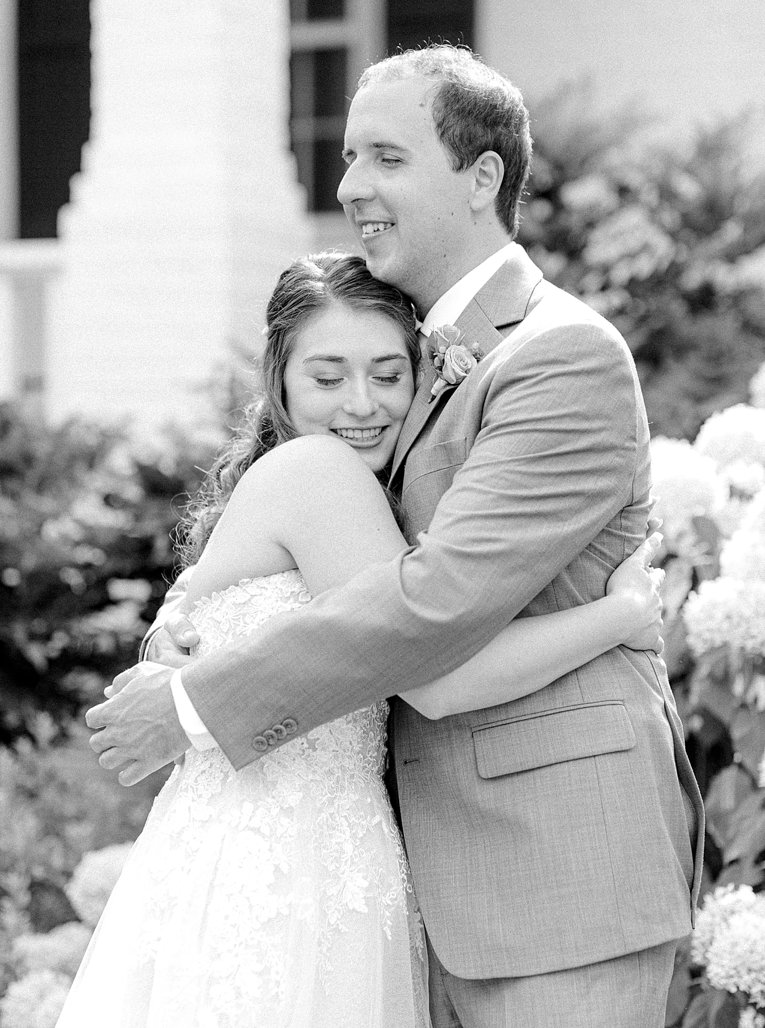 Black and white portrait of couple by Ashley Eagleson Photography.